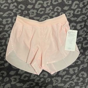 Lululemon Find Your Pace High Rise 3’’ Shorts. Strawberry Milkshake. Size 4.